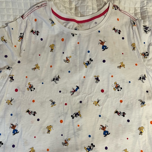 Disney Tops - Women’s Mickey and Friends Tee- Size 3X